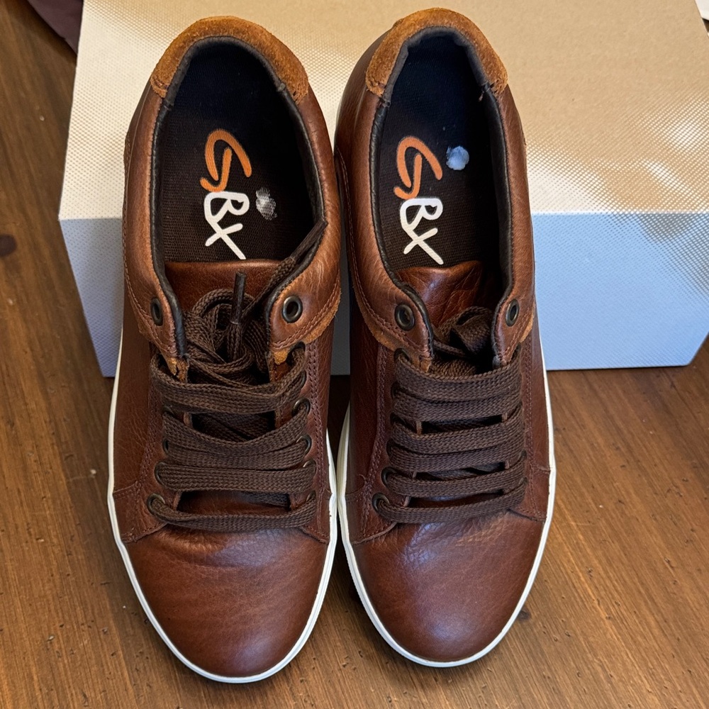 GBX Men's Leather Brown Sneakers